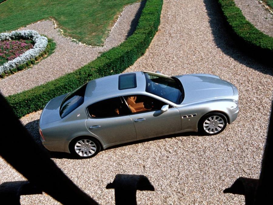  Maserati Quattroporte 2004 года  (фото 50 из 67)